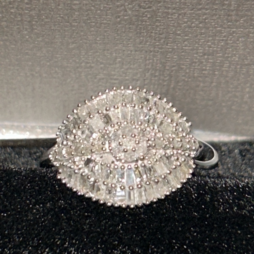 NEW 1CTW/Genuine Diamond